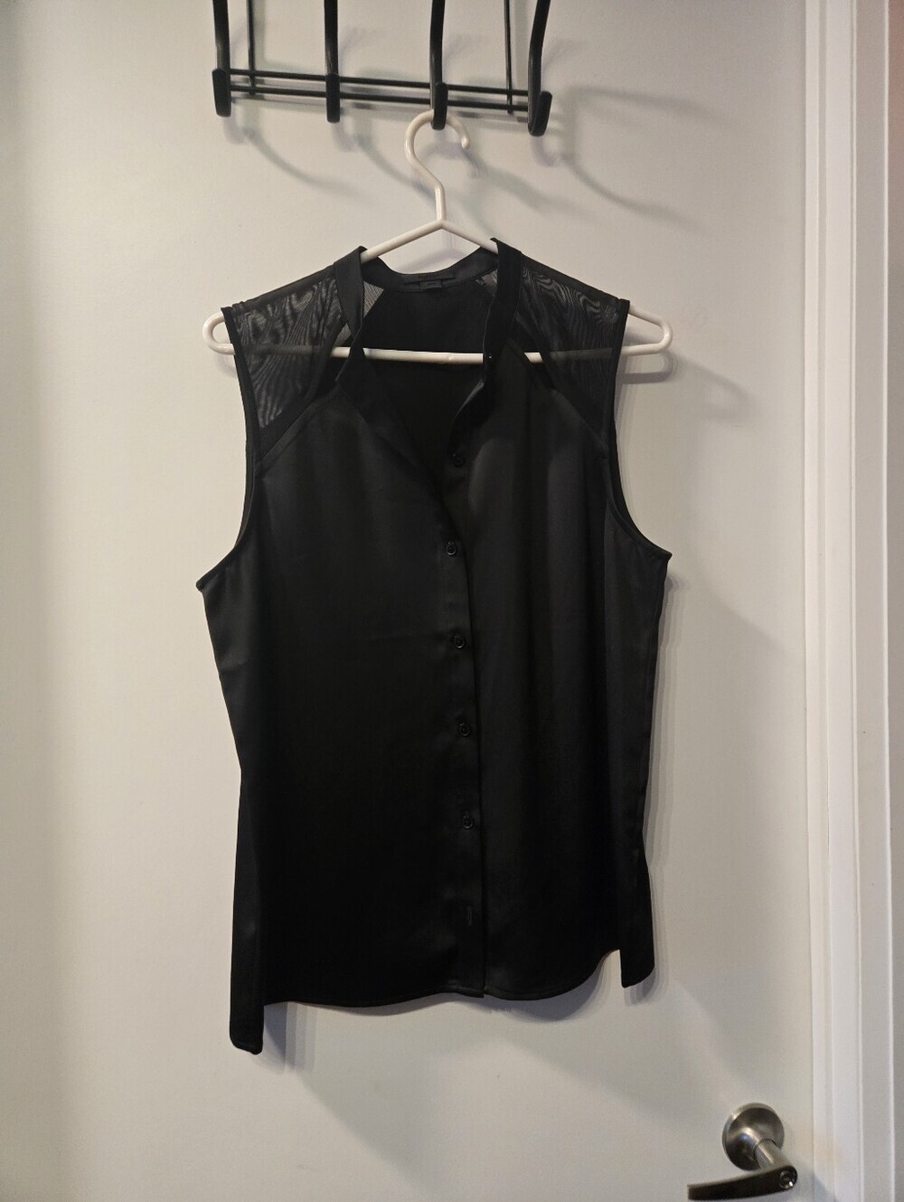 Rudsake Button Down Bloise With Mesh Shlulders